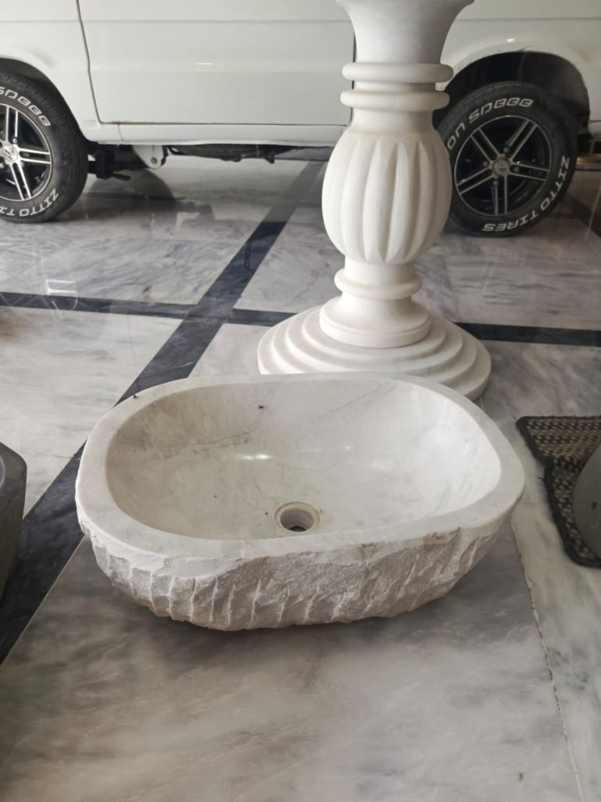 Ivory Cliff Basin